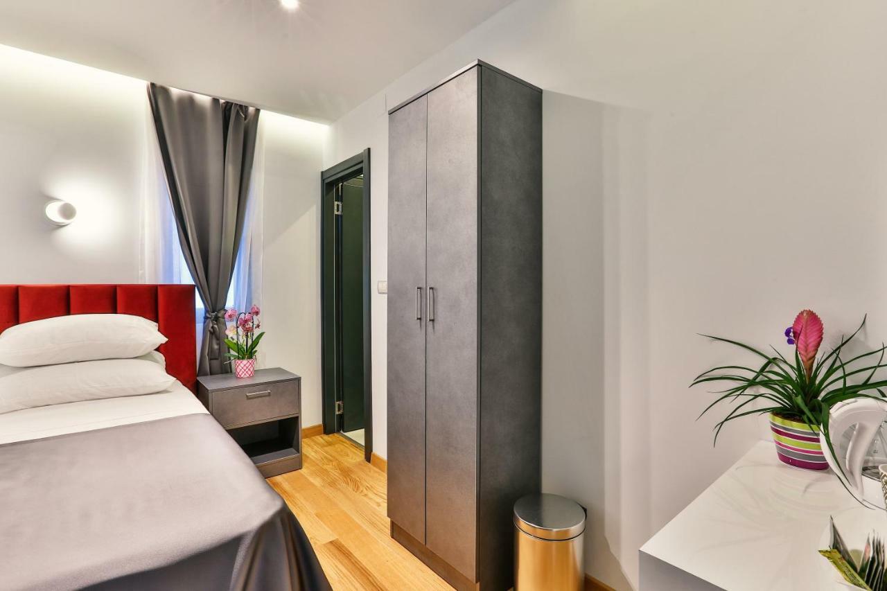 Hotel M 3*